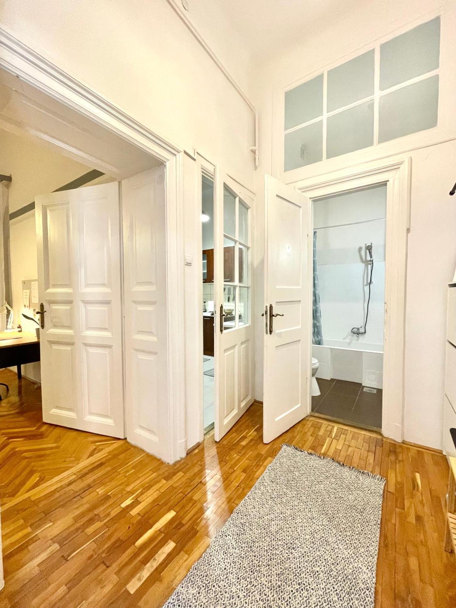 Fanni'S Cosy Home Express Apartment In The City Centre بودابست المظهر الخارجي الصورة